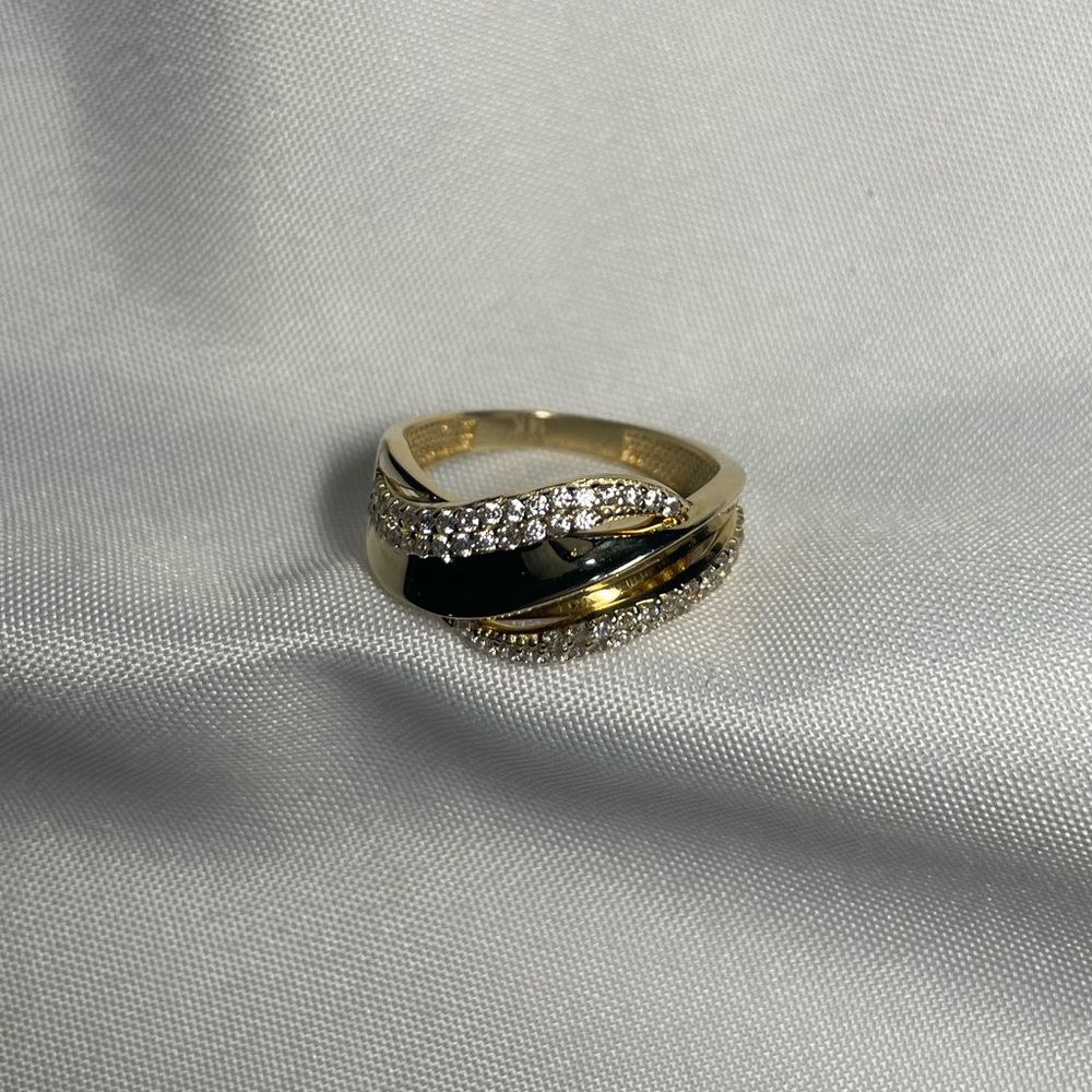 14K Yellow Gold Twisted Ring
